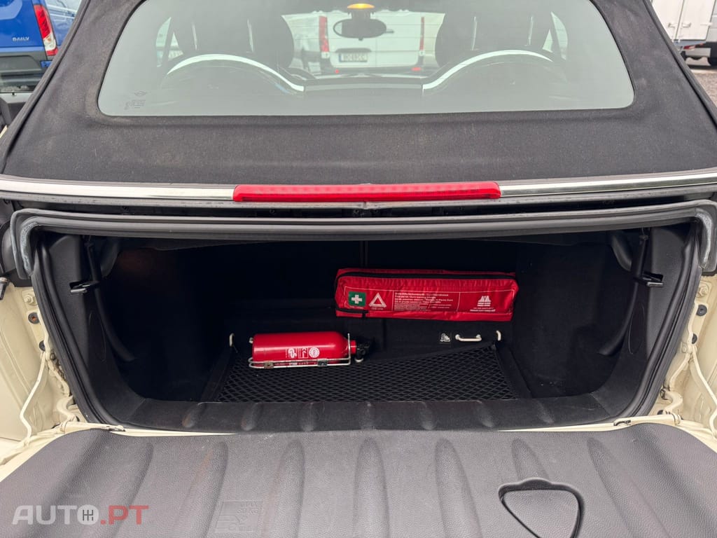 MINI Cabrio Cooper D