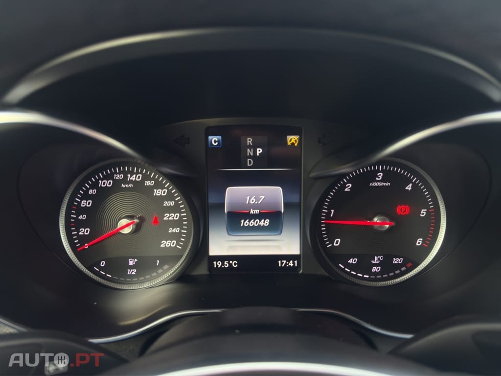 Mercedes-Benz GLC 220 d 4Matic 9G-TRONIC AMG Line