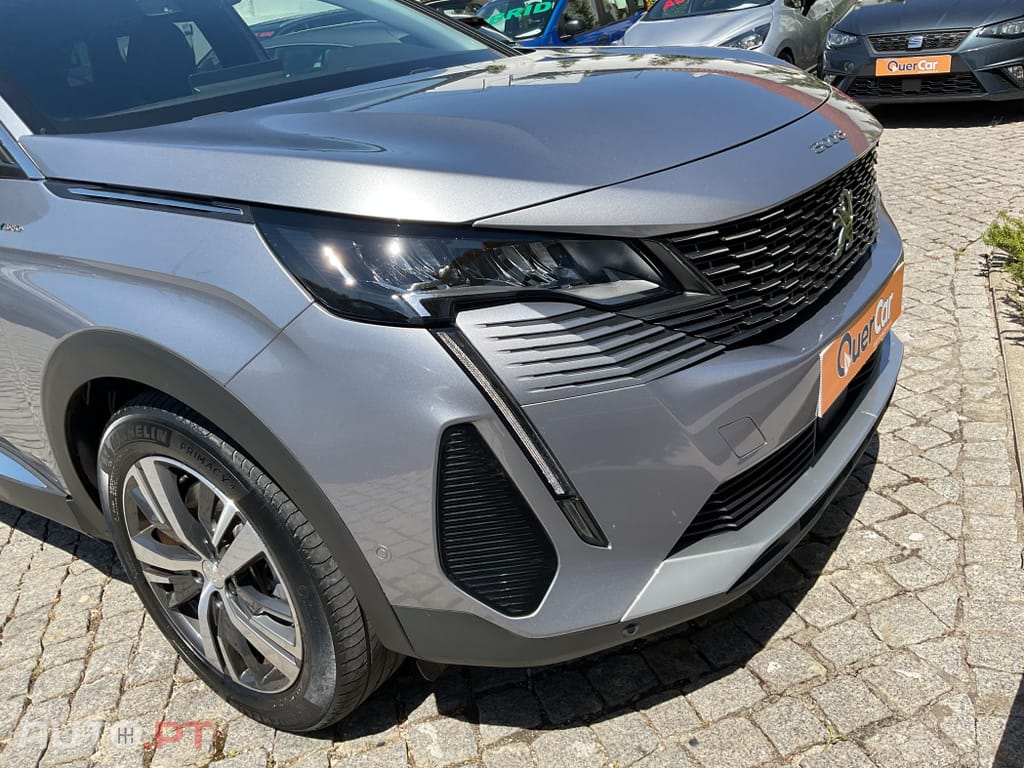 Peugeot 3008 1.6 Hybrid Allure e-EAT8
