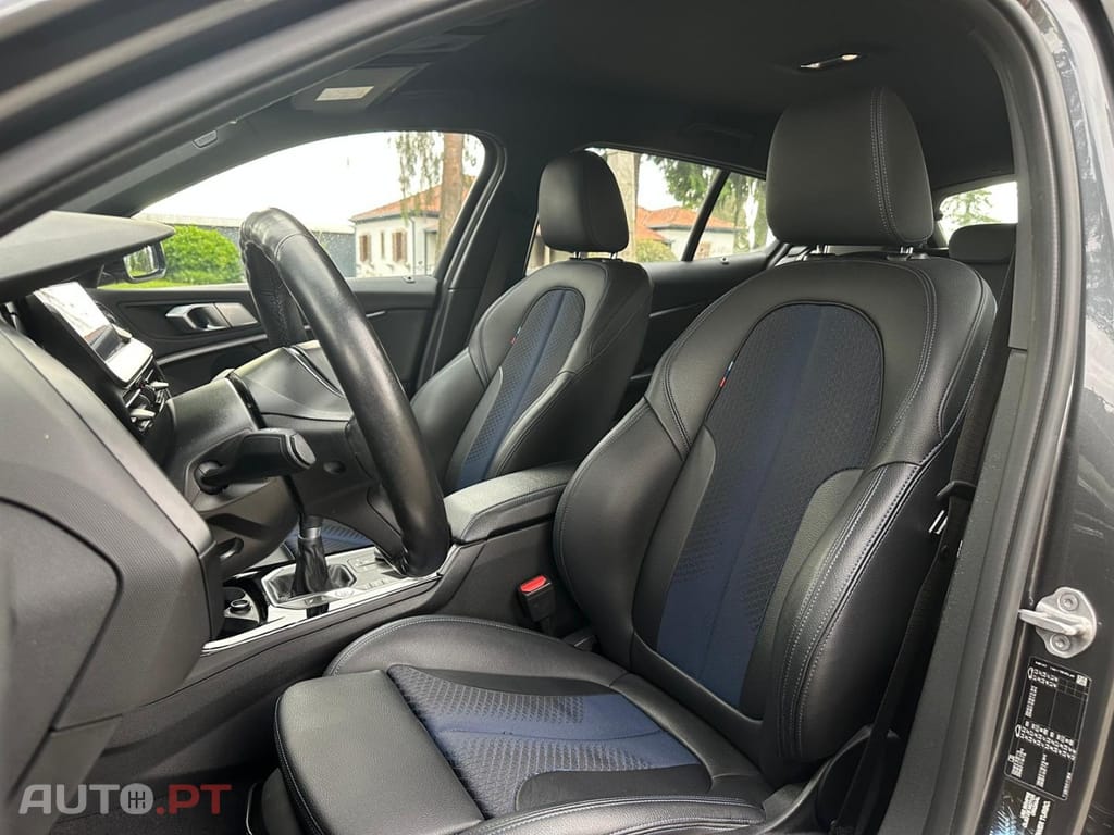 BMW 116 d Pack Desportivo M