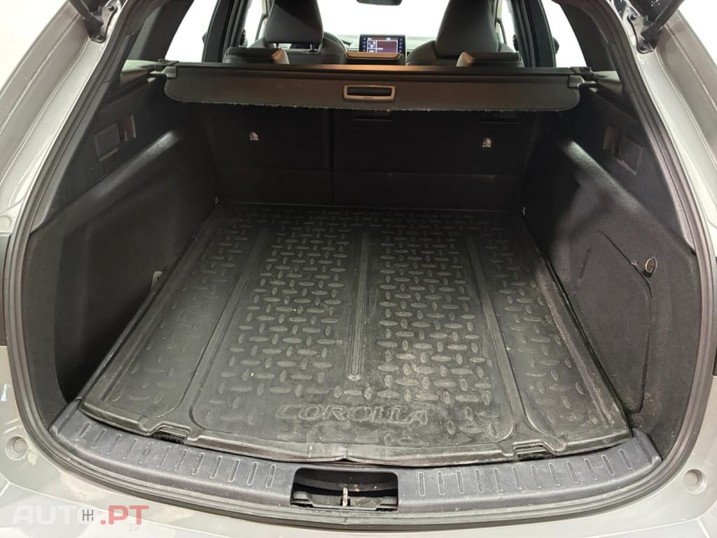 Toyota Corolla Touring Sports 2.0 Hybrid Edition