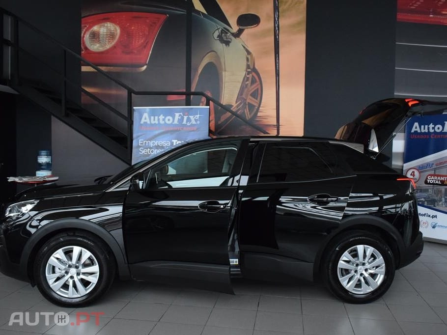 Peugeot 3008 1.5 BlueHDi Active
