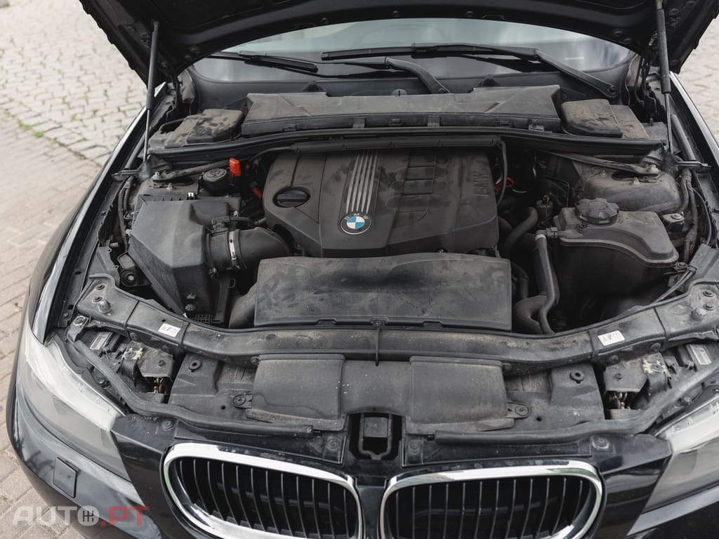 BMW 320 BMW 320d Touring Automatic