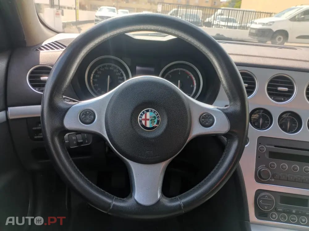 Alfa Romeo 159 1.9 JTDM 16V Sportiva