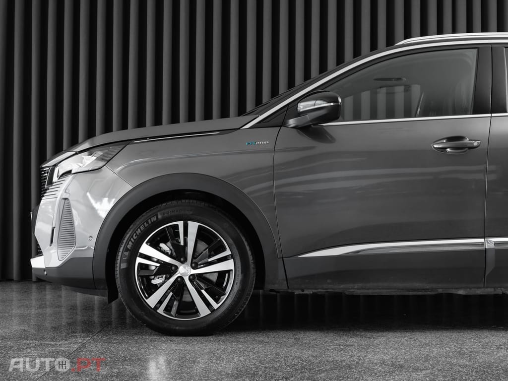 Peugeot 3008 1.6 Hybrid GT Pack e-EAT8