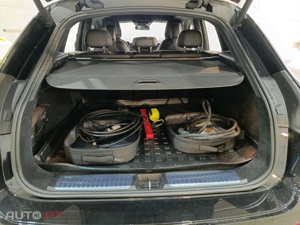Mercedes-Benz EQE SUV 350+
