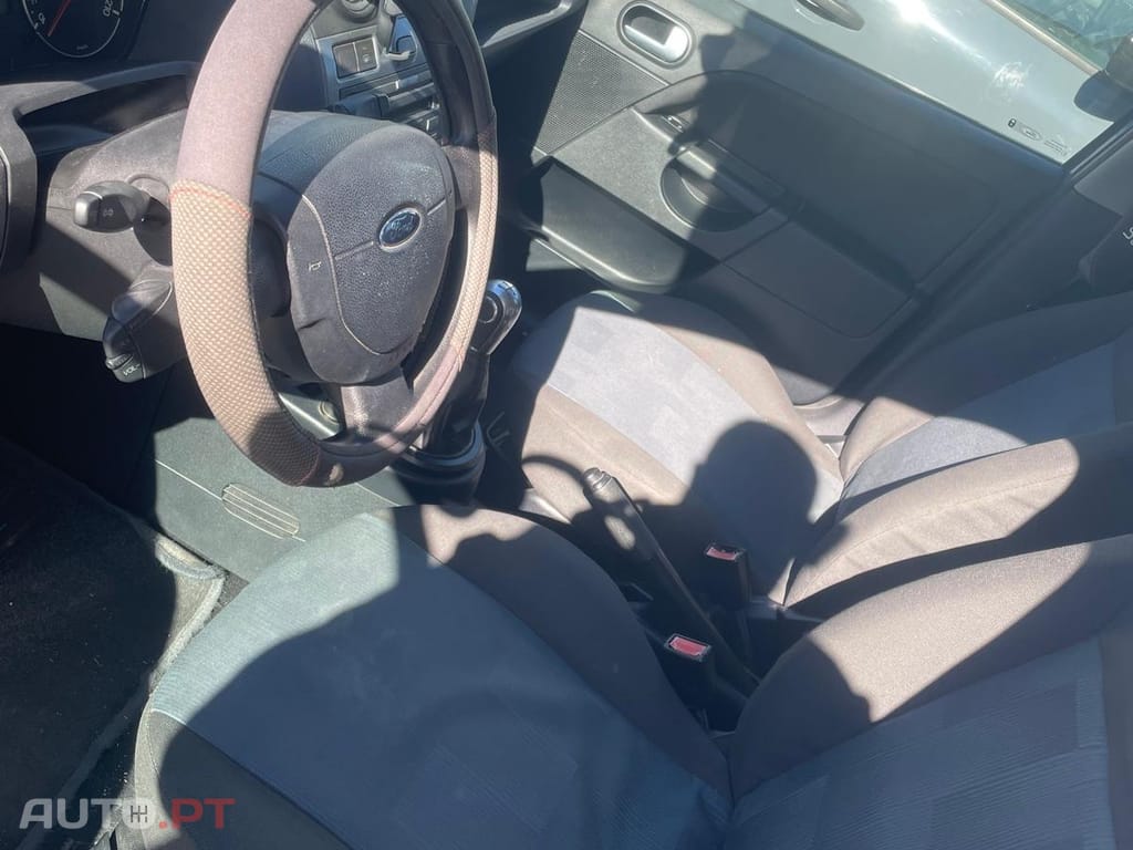 Ford Fiesta 5bebkb