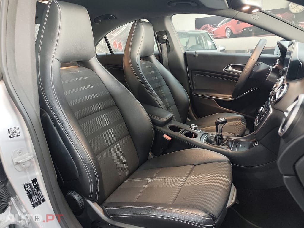 Mercedes-Benz CLA 180 d Urban