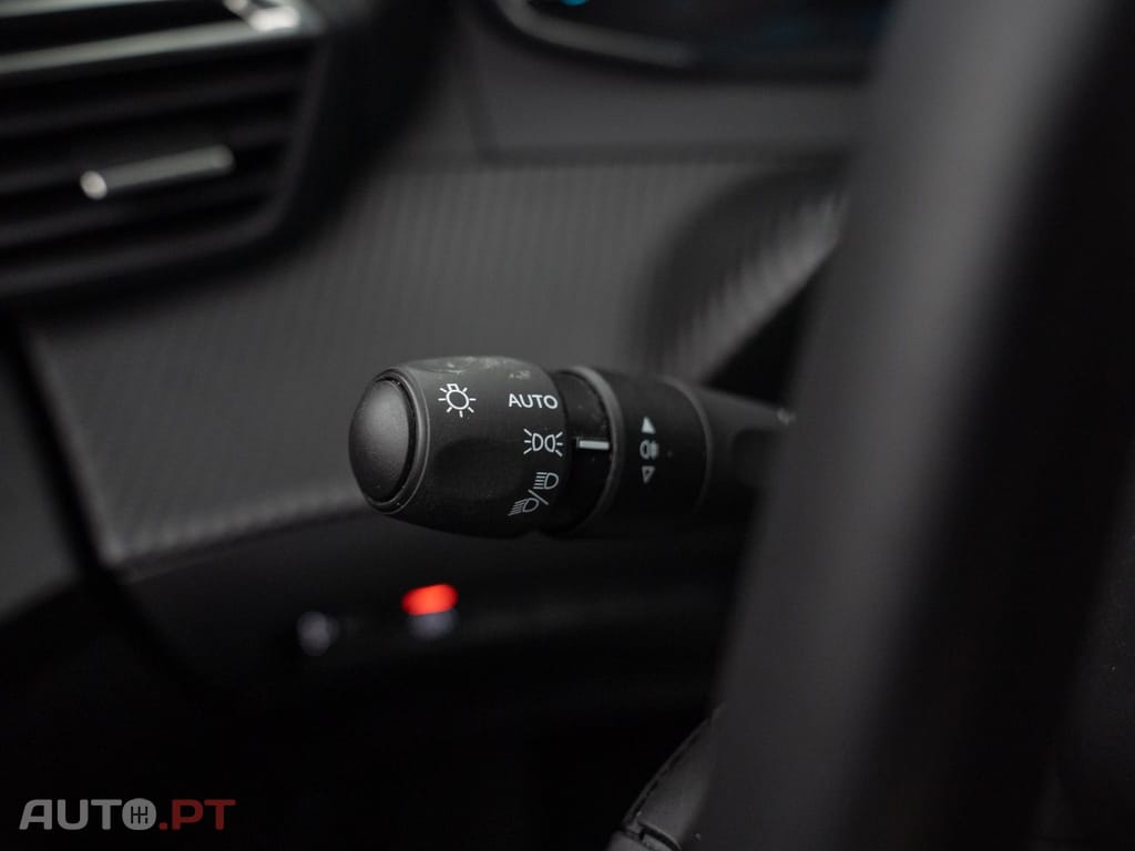 Peugeot E-208 50 kWh Active Pack