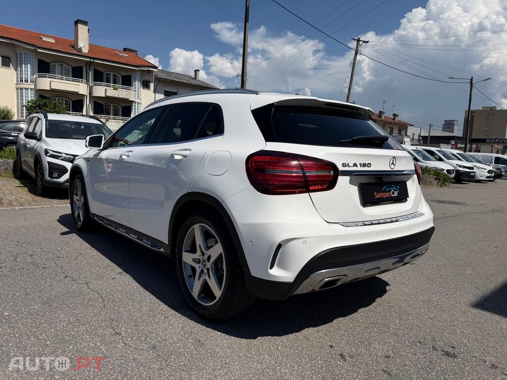 Mercedes-Benz GLA 180 AMG Line