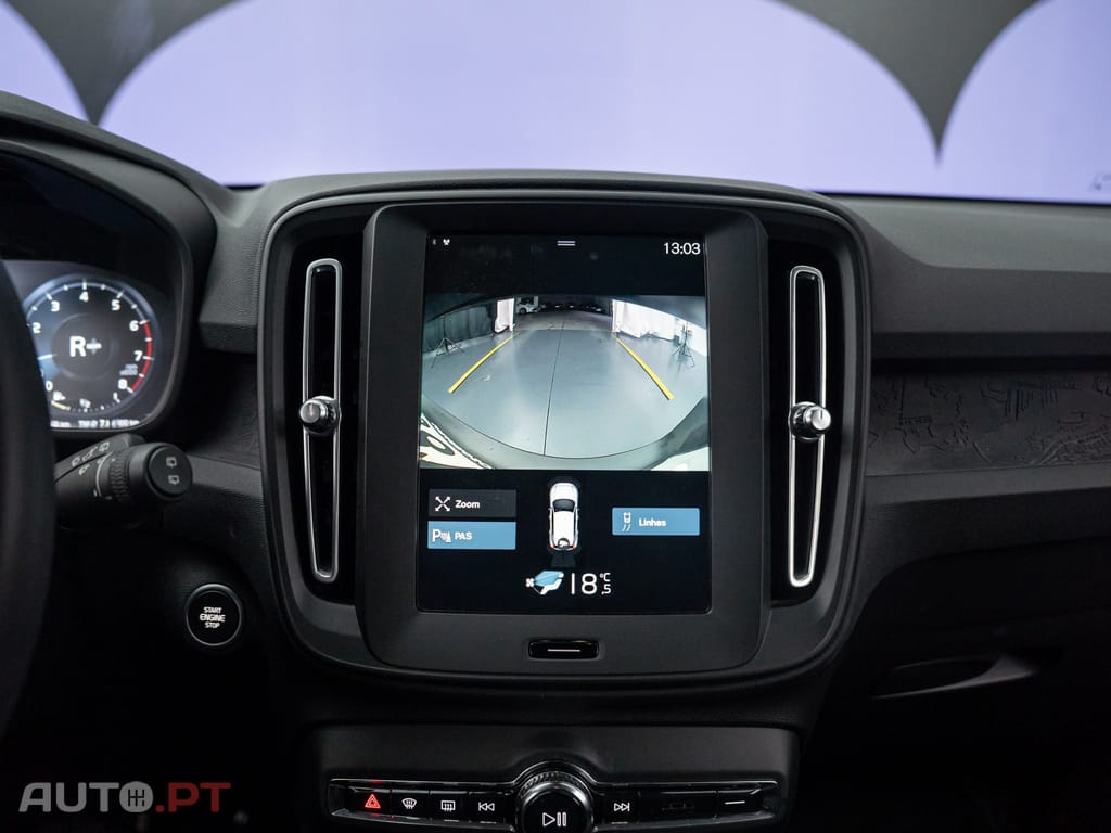 Volvo XC40 1.5 T2 Momentum Core