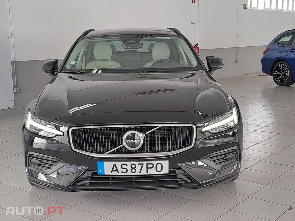 Volvo V60 2.0 B4 Core Auto