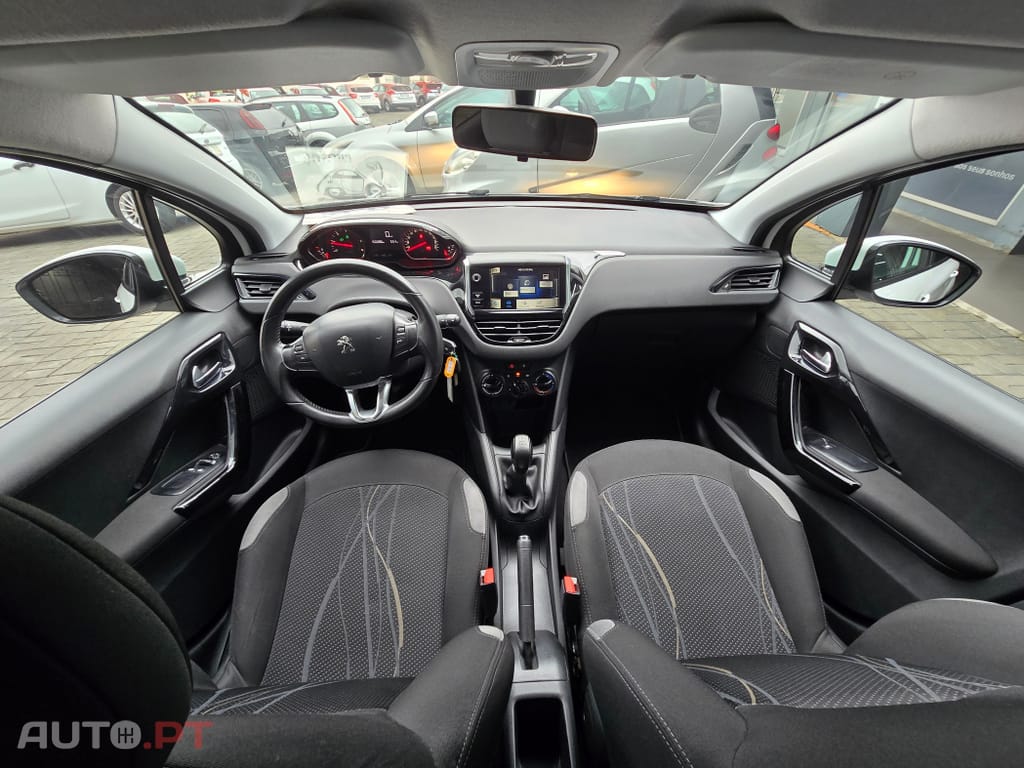 Peugeot 208 1.4 HDi Access