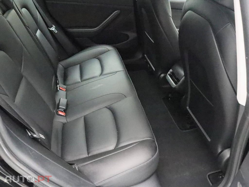 Tesla Model 3 Standard RWD Plus