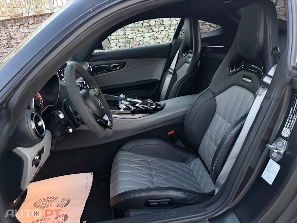 Mercedes-Benz AMG GT Outro