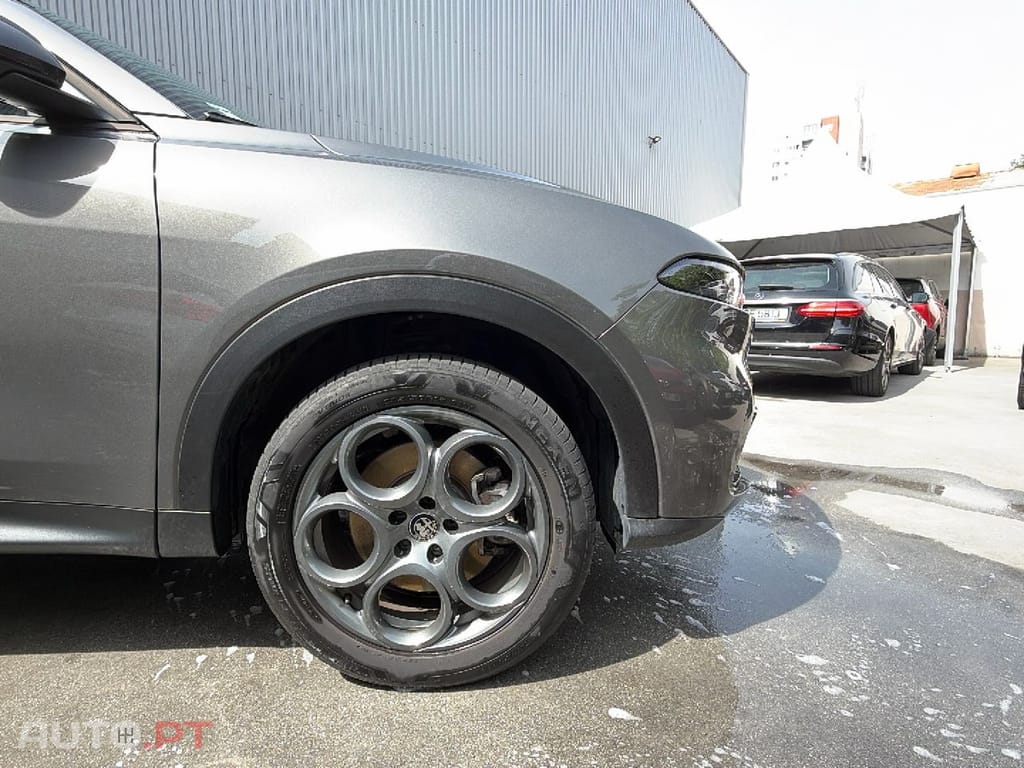 Alfa Romeo Tonale 1.3 Plug-In Hybrid Sprint e-AWD