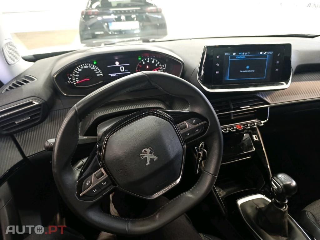 Peugeot 2008 1.2 PureTech Allure