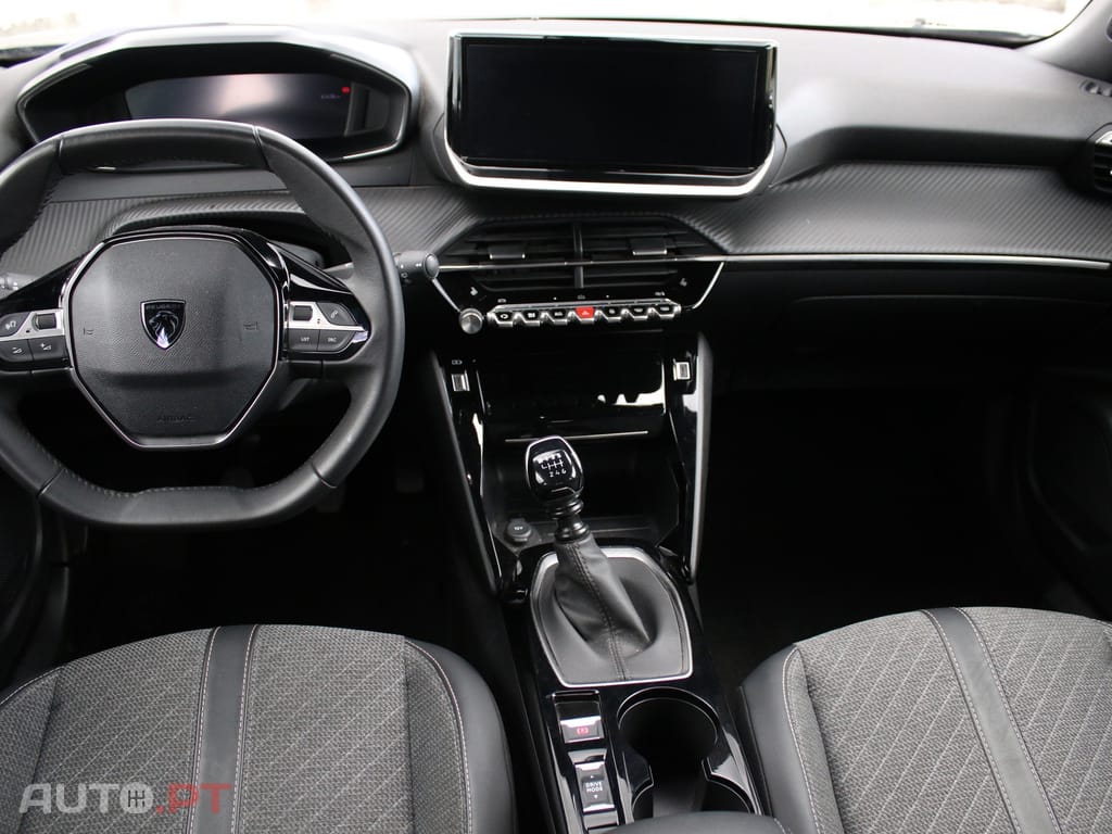 Peugeot 2008 1.2 Allure