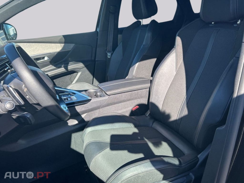 Peugeot 3008 GT EAT8