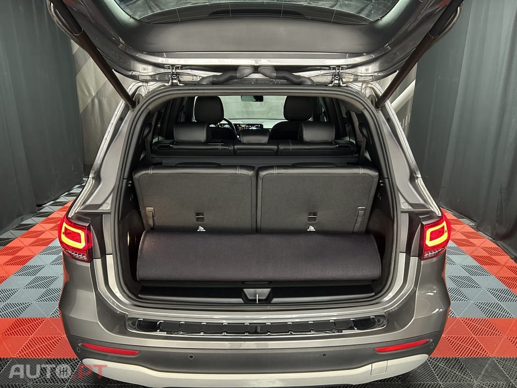 Mercedes-Benz GLB 180 d Progressive