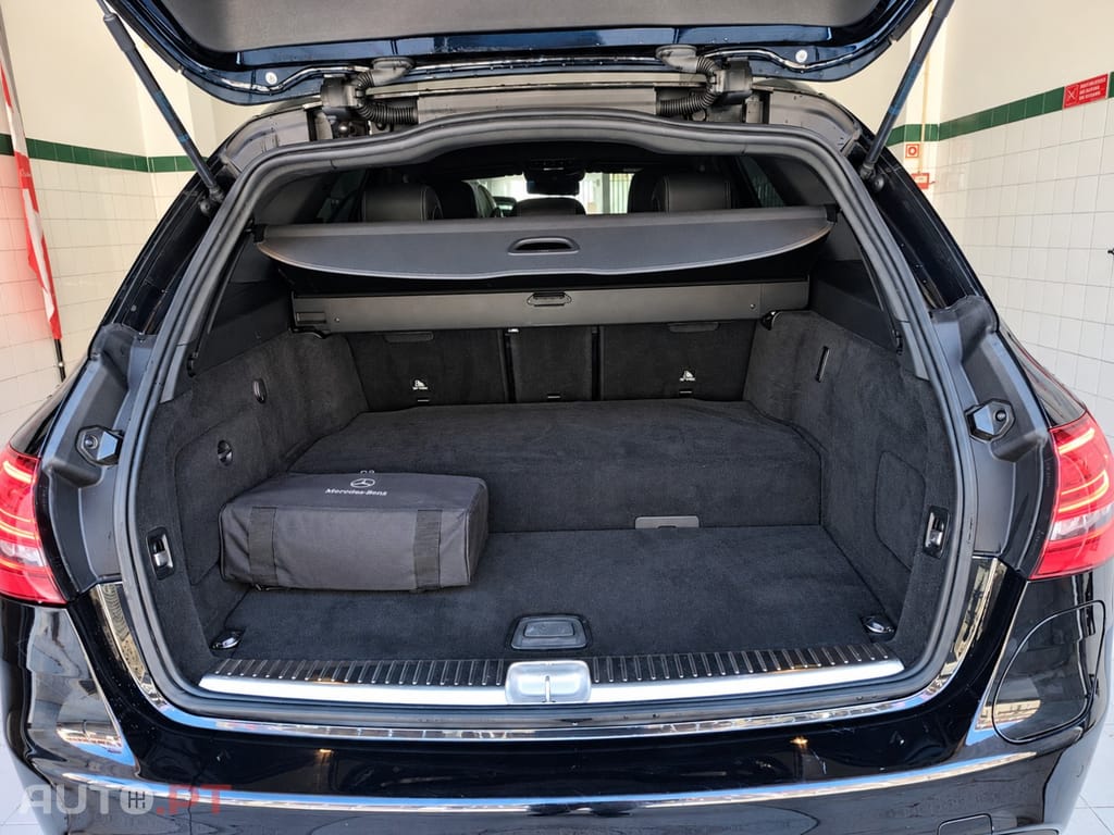 Mercedes-Benz C 300 de AMG Line