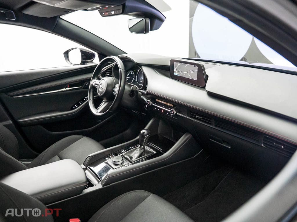 Mazda 3 2.0 e-Skyactiv-G Homura AT