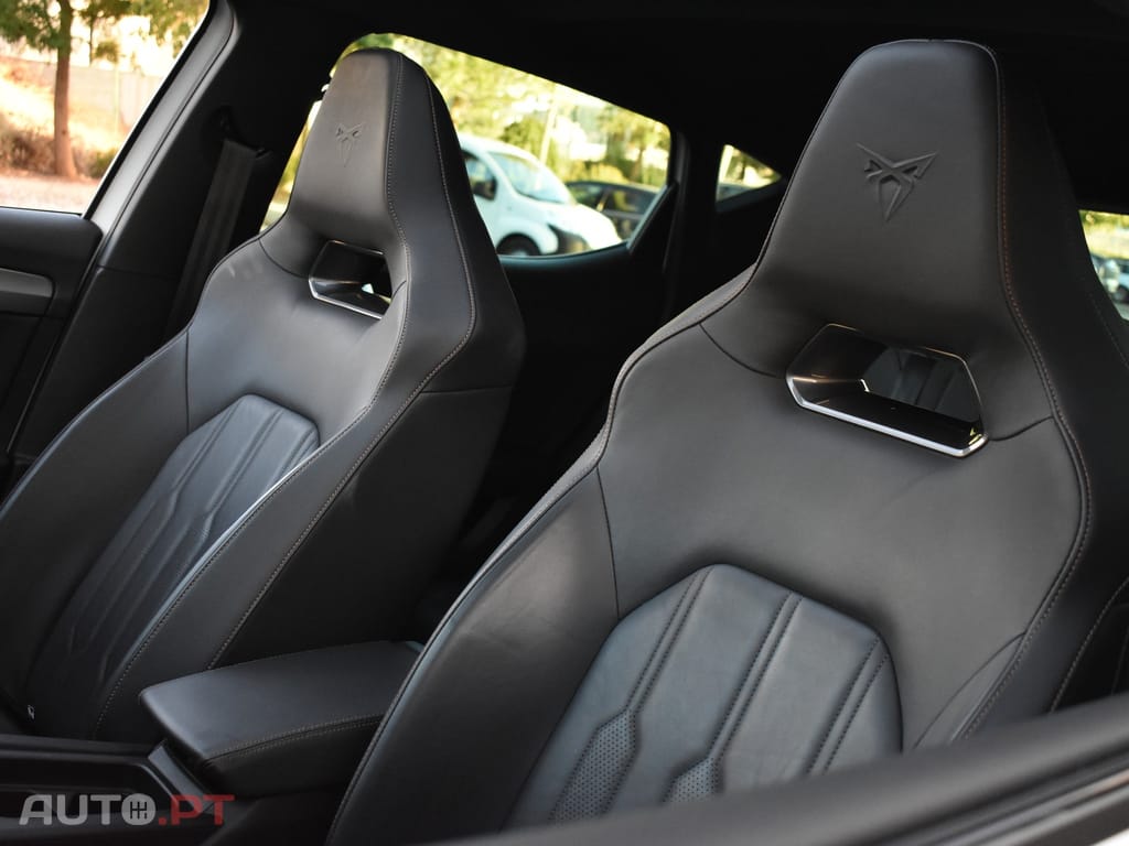 Cupra Leon 1.4 e-Hybrid VZ DSG
