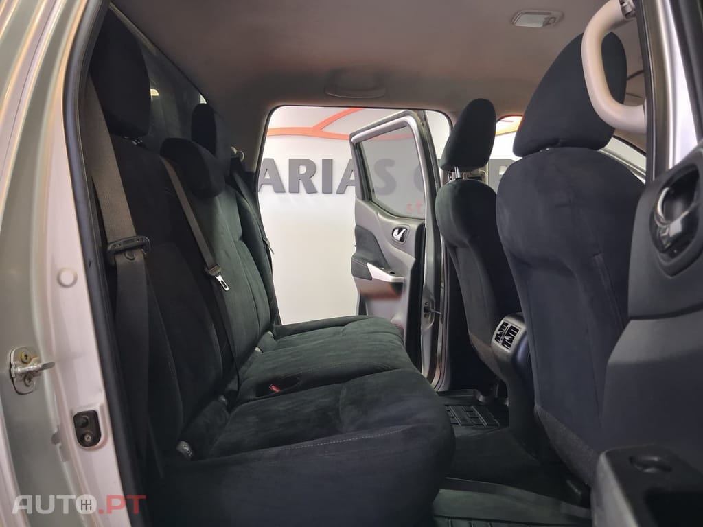 Nissan Navara 2.3 dCi CD 4WD N-Connecta