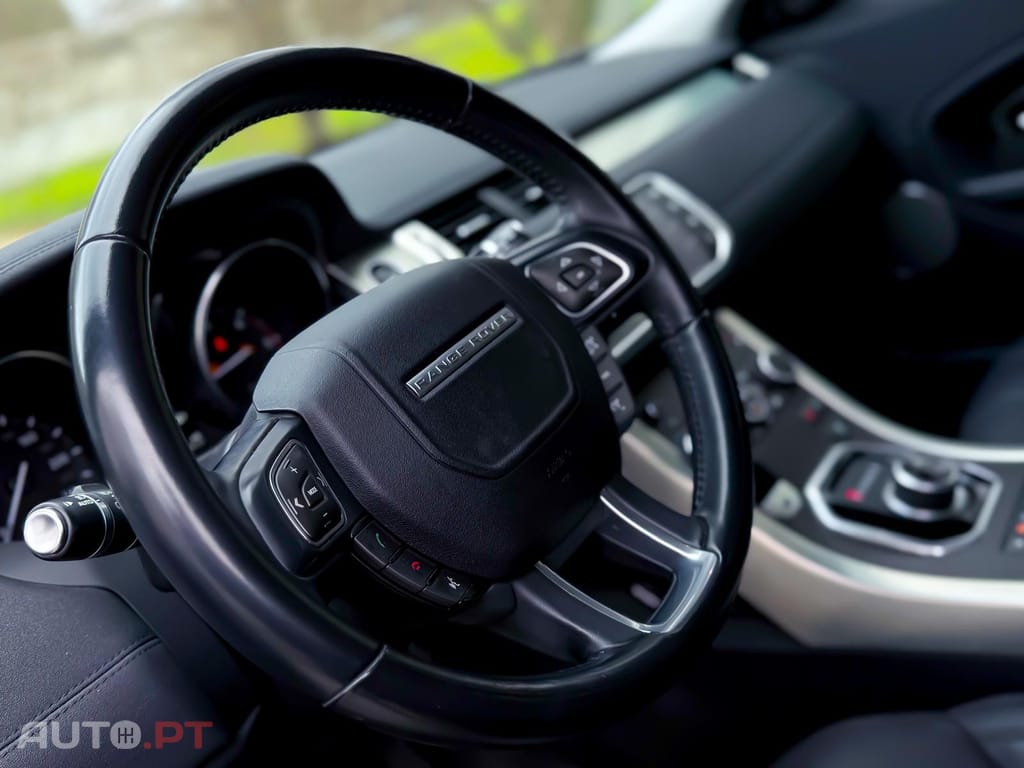 Land Rover Evoque 2.0 TD4 SE Dynamic Auto