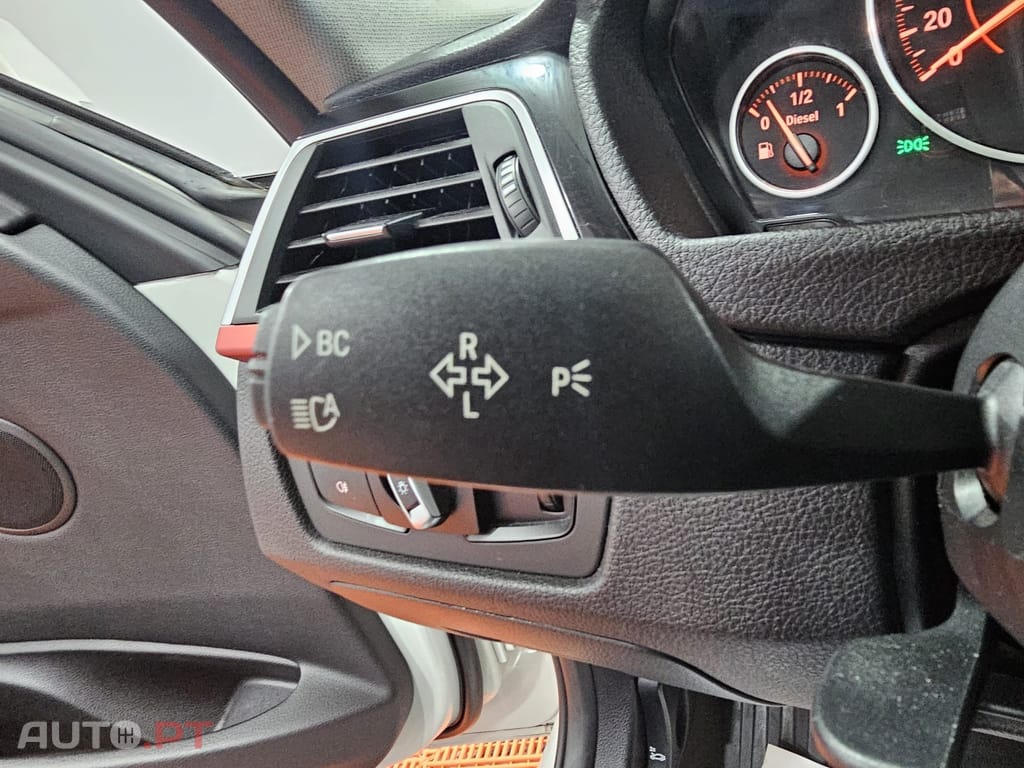 BMW 318 d Touring Line Sport Auto