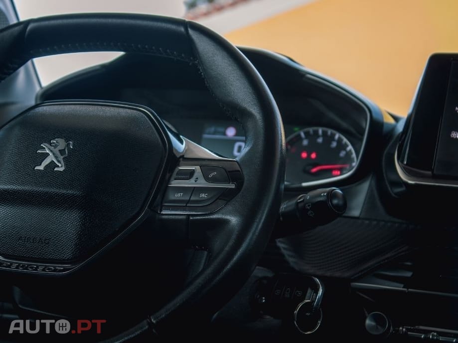 Peugeot 208 1.2 PureTech