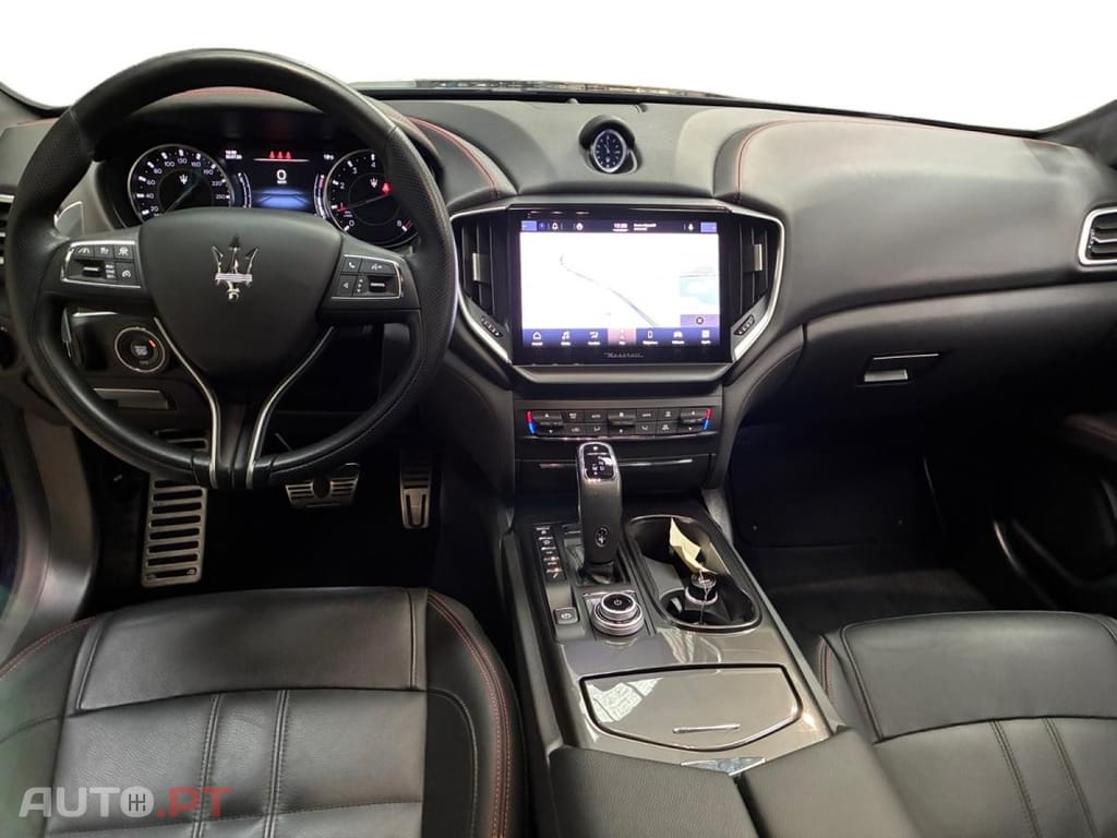 Maserati Ghibli Hybrid GranSport