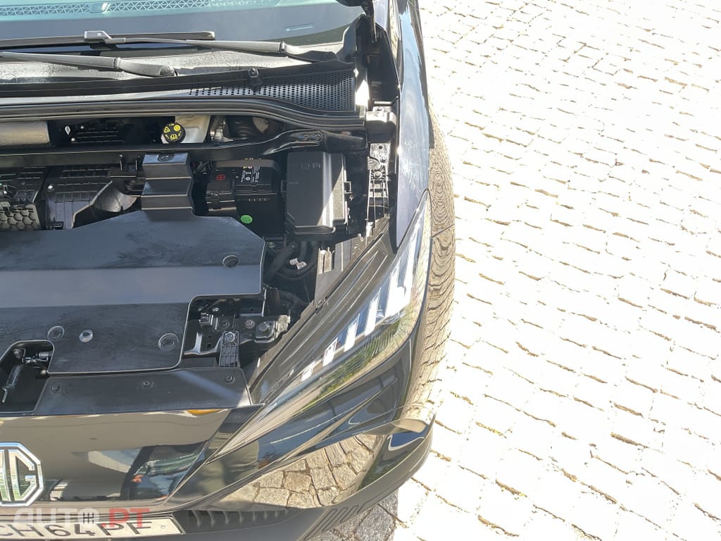 MG MG4 51 kWh Standard
