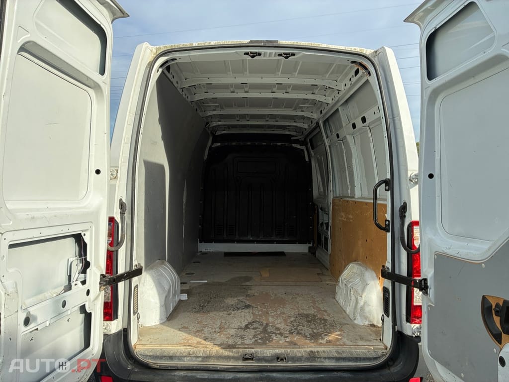 Renault Master 2.3 dCi L3H2 3.5T