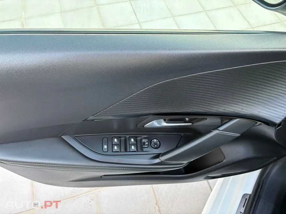 Peugeot E-208 50 kWh GT Line