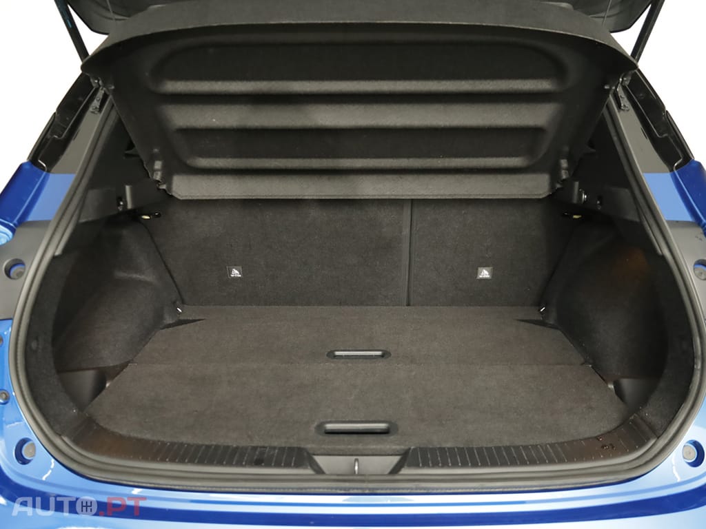 Nissan Qashqai Qashqai 1.3 DIG-T N-Connecta LED Xtronic