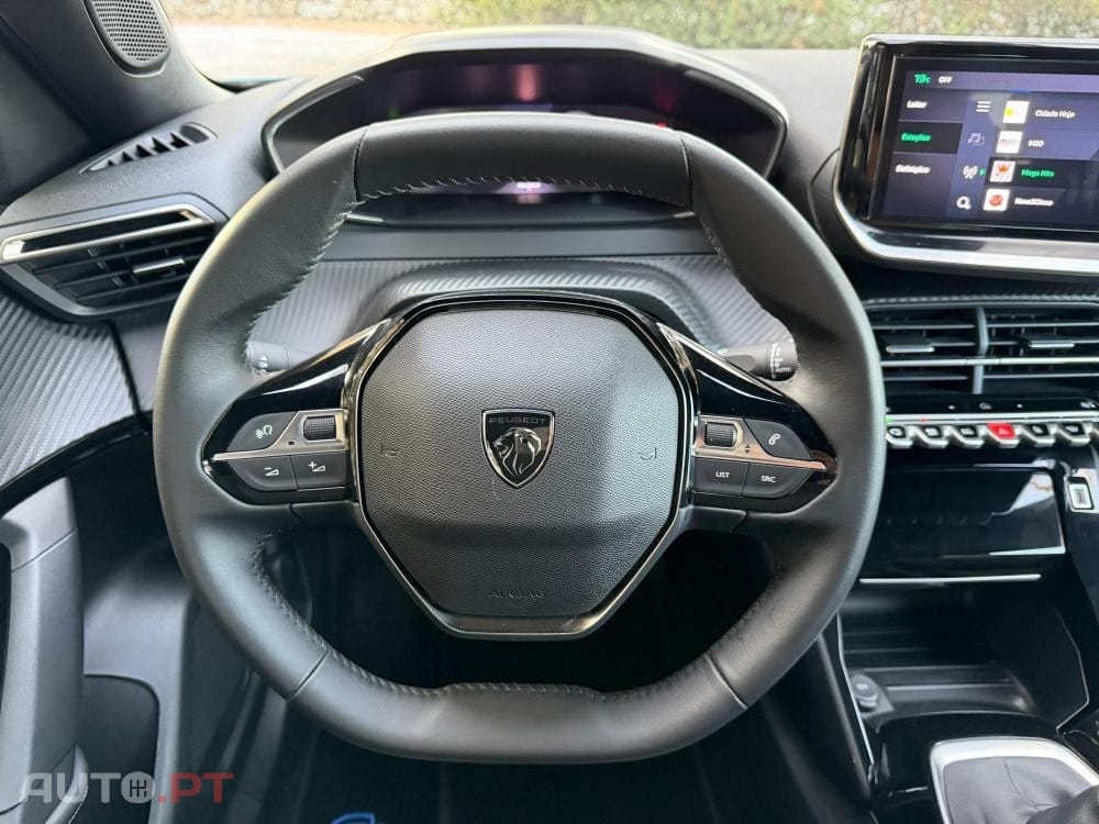 Peugeot 2008 1.2 PureTech Allure Pack