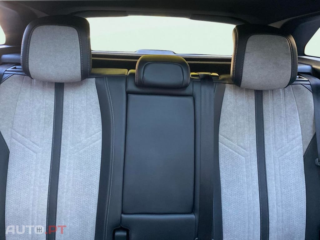 Peugeot 3008 1.6 Hybrid GT e-EAT8