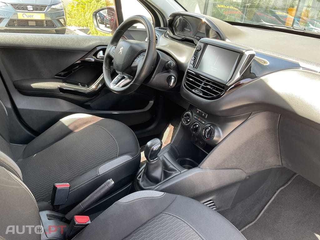 Peugeot 208 1.2 PureTech Active