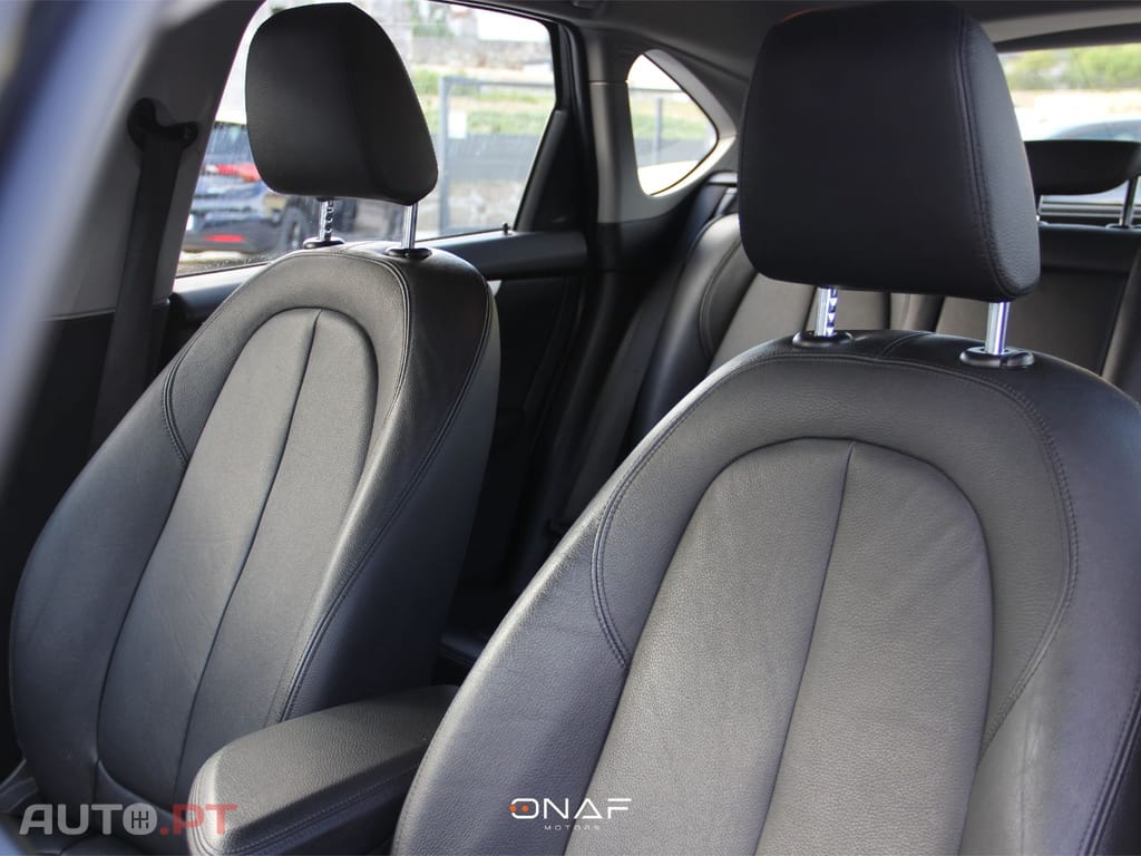 BMW 216 Active Tourer Advantage