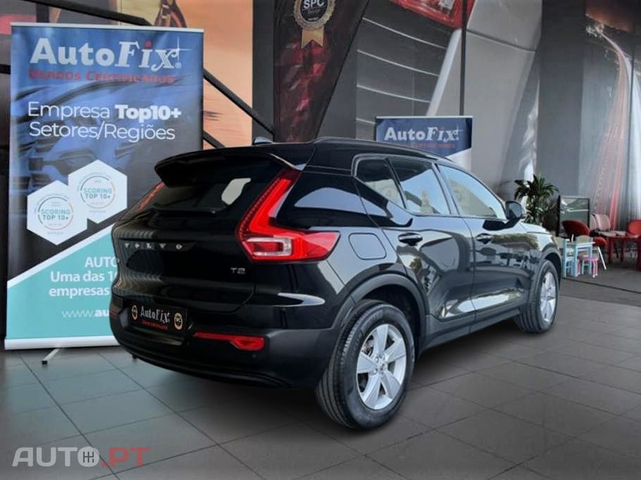 Volvo XC40 1.5 T2 Momentum