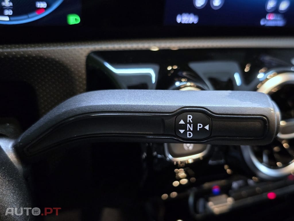 Mercedes-Benz A 180 7G-DCT AMG Line