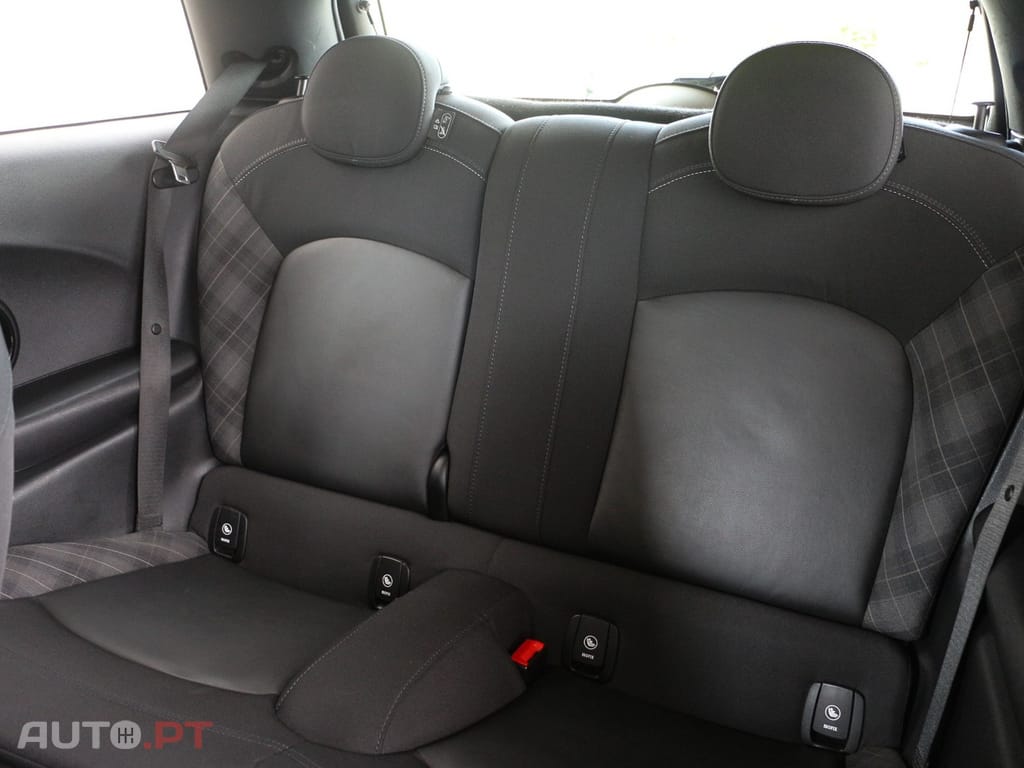 MINI Cooper Cooper S