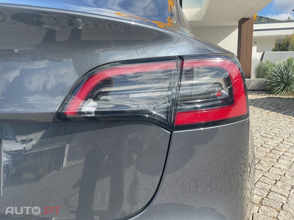 Tesla Model 3 Standard RWD Plus