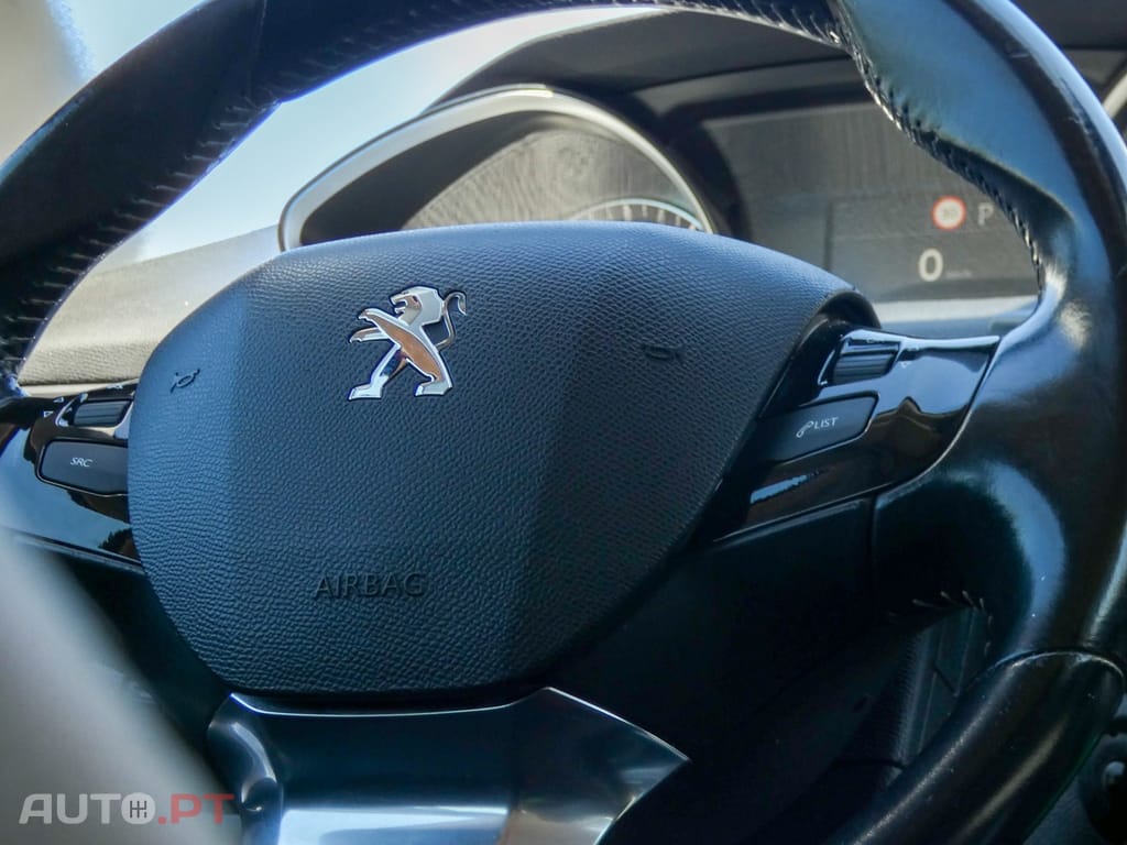 Peugeot 308 1.5 BlueHDi Allure EAT8