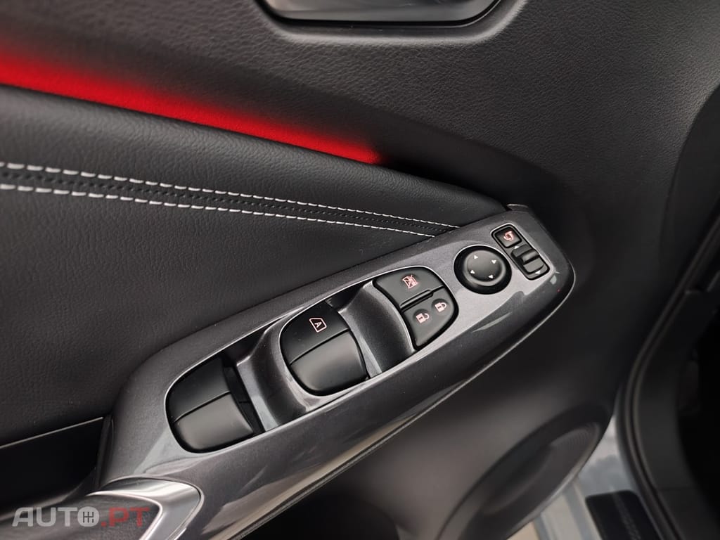 Nissan Juke 1.0 DIG-T Tekna Two Tone