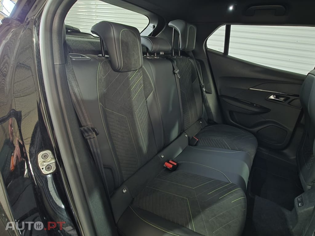 Peugeot E-2008 156 GT Exclusive