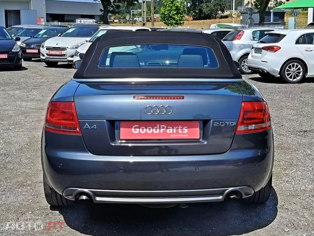 Audi A4 Cabrio 2.0 TDi S-line