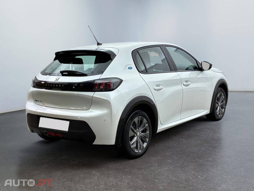 Peugeot E-208 50 kWh Active Pack