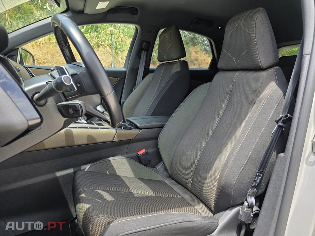 DS DS7 Crossback E-Tense Bastille+ EAT8